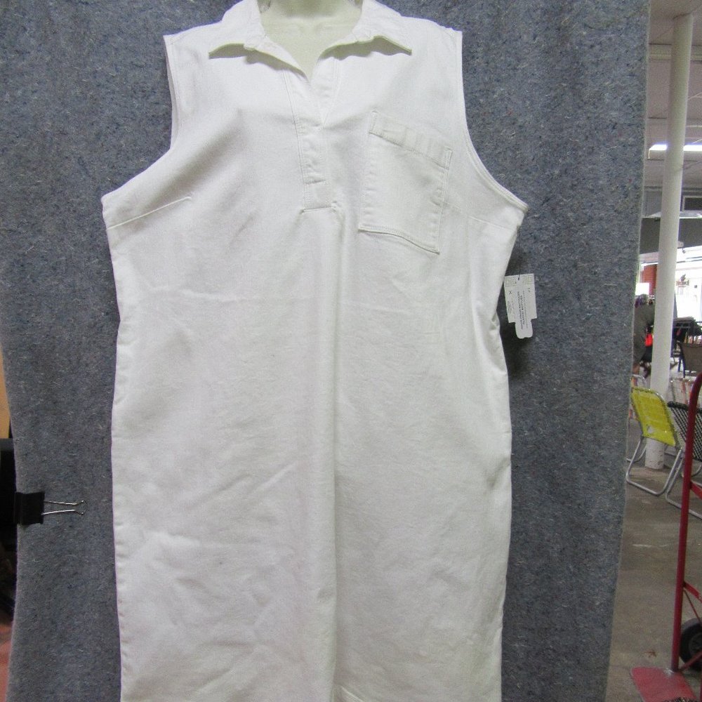 White Liz Claiborne Midi Dress